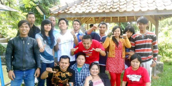 Wisata dan Buka Bersama Siswa Paket C Juli 2013
